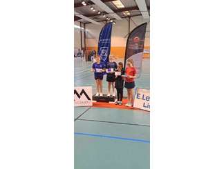 podium TIJ double